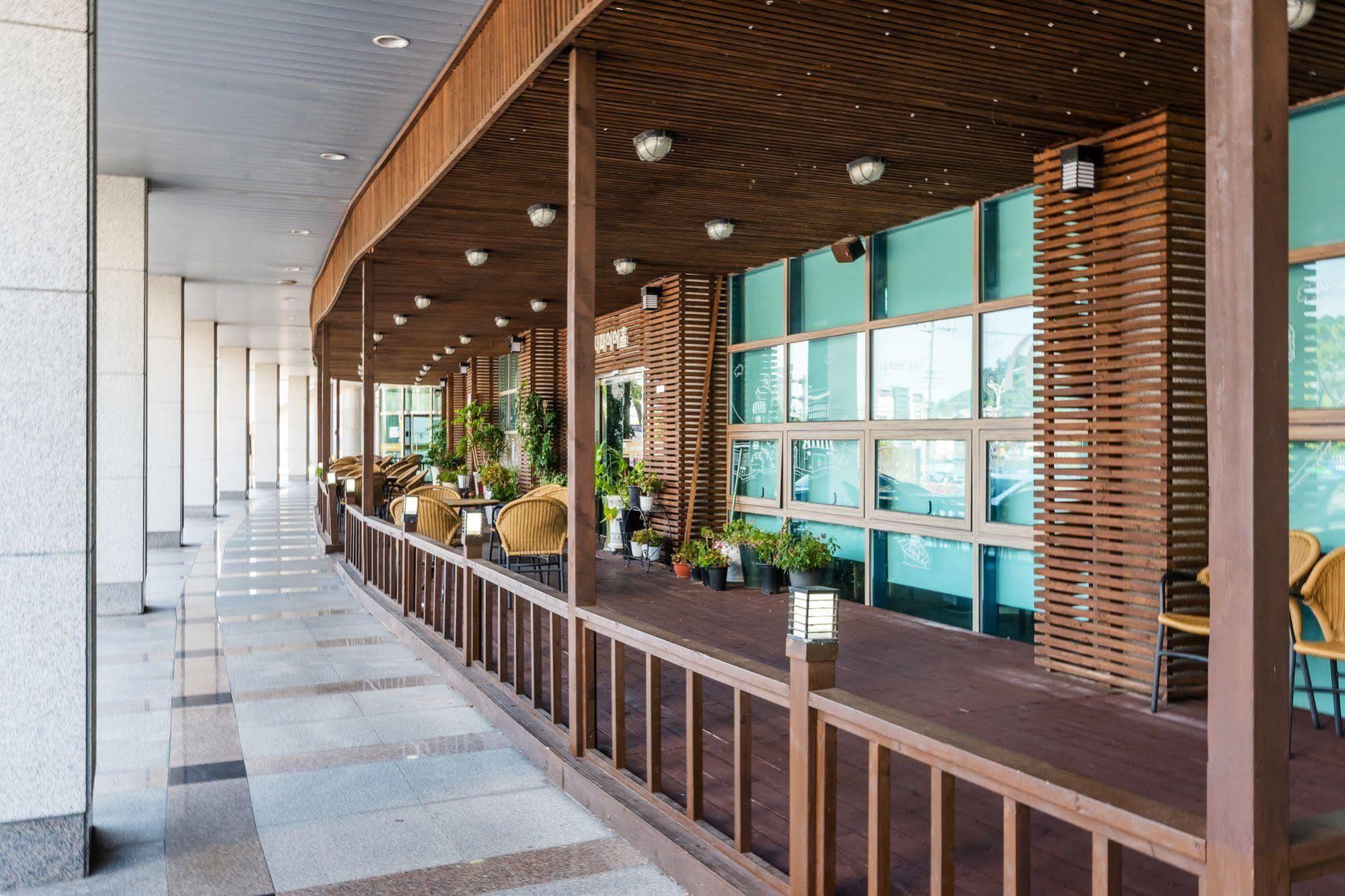 Hotel Homefourest Geoje Eksteriør billede