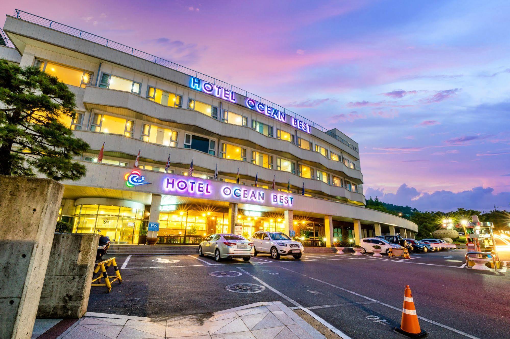 Hotel Homefourest Geoje Eksteriør billede