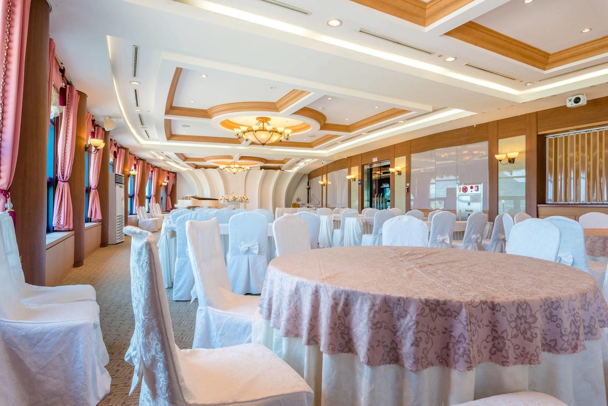 Hotel Homefourest Geoje Eksteriør billede