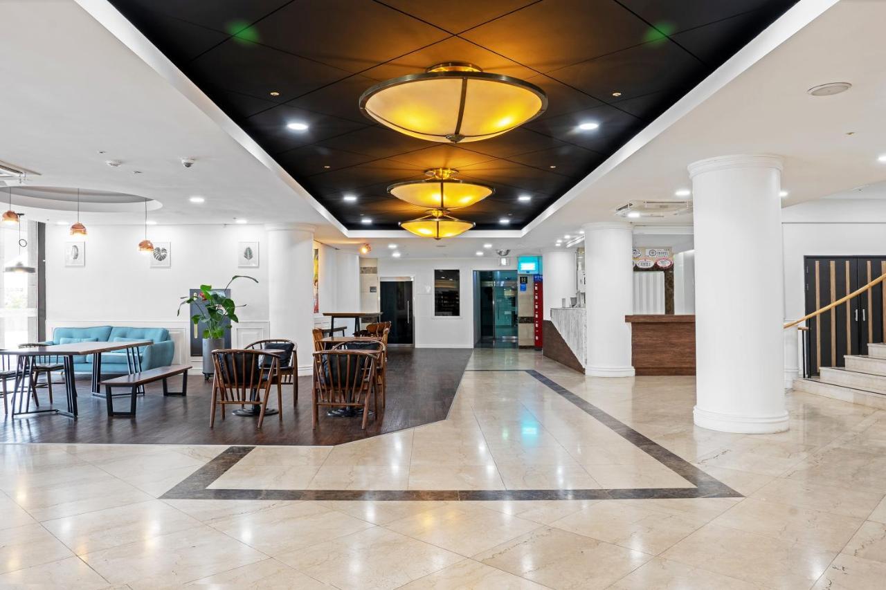 Hotel Homefourest Geoje Eksteriør billede