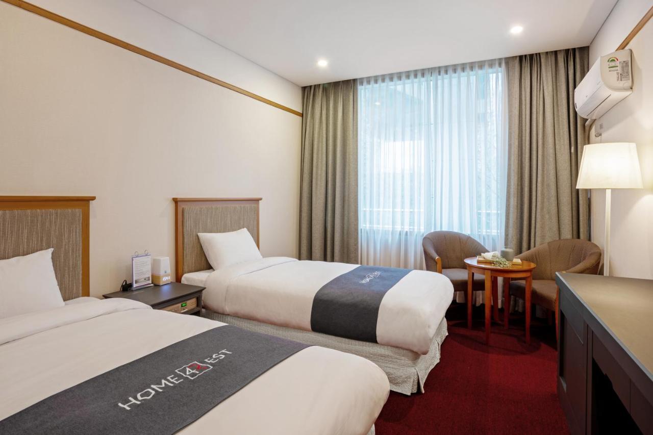 Hotel Homefourest Geoje Eksteriør billede