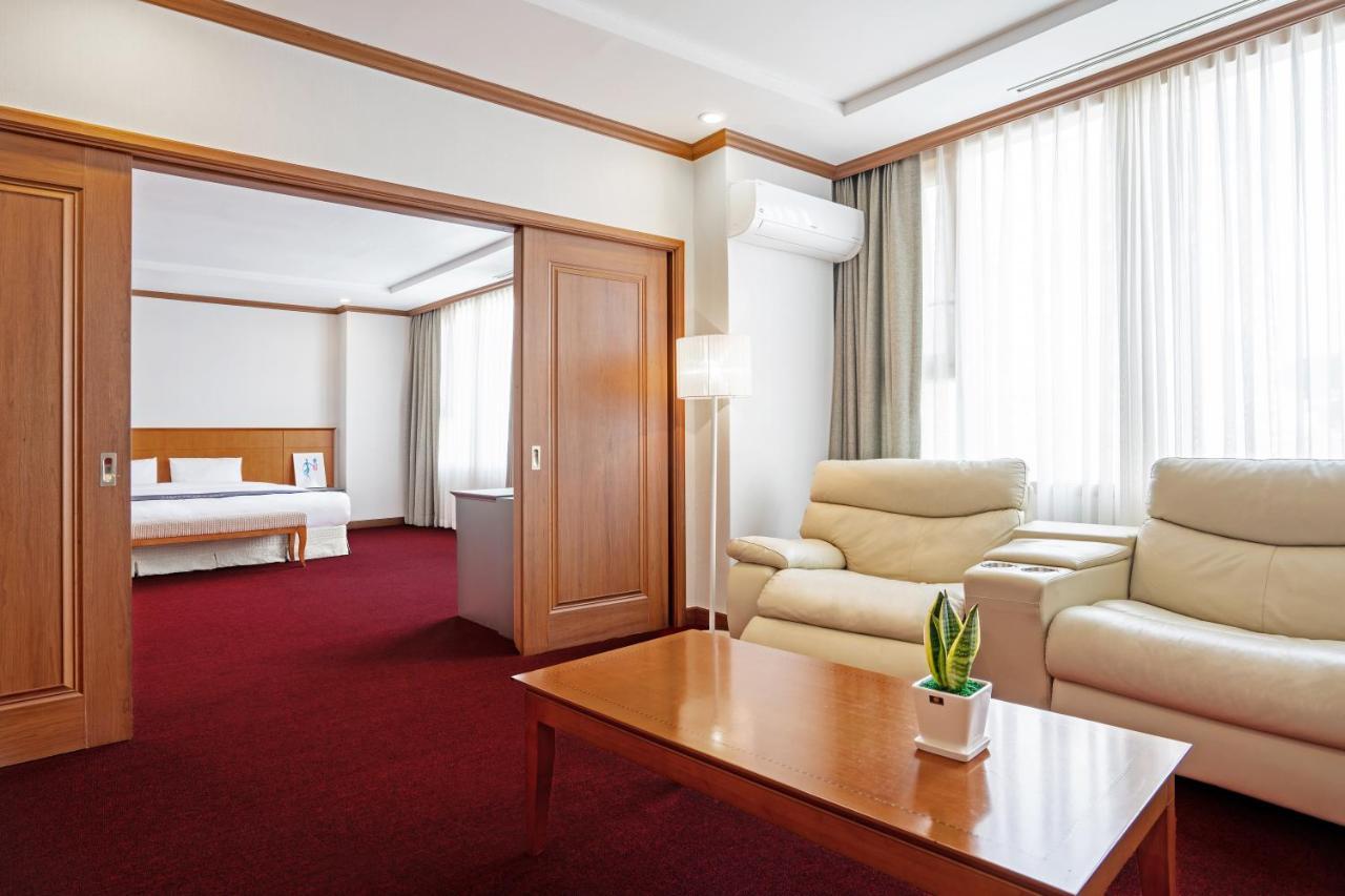 Hotel Homefourest Geoje Eksteriør billede